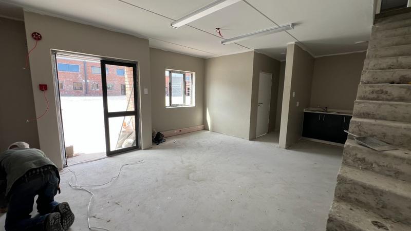 To Let commercial Property for Rent in Killarney Gardens Western Cape